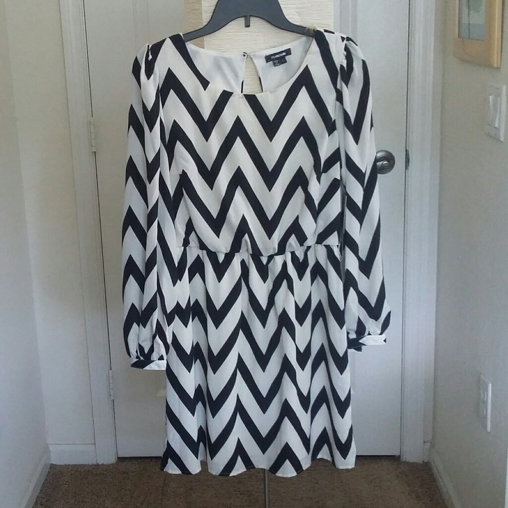 Women's dress